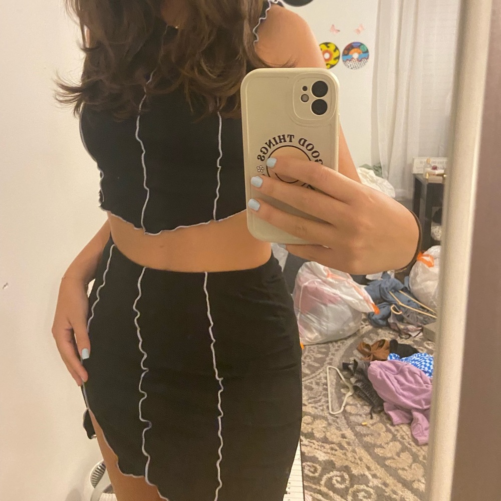 Black skirt set. Never worn. Brand is just polly.